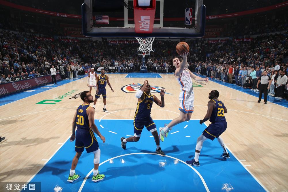 德容在场上 德容在场上