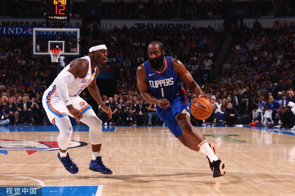 依然存在隔 依然存在隔